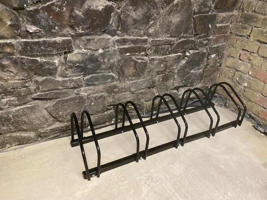 מרת'יר טידפיל Modern 2 Bedroom Cottage Near Bike Park Wales. מראה חיצוני תמונה